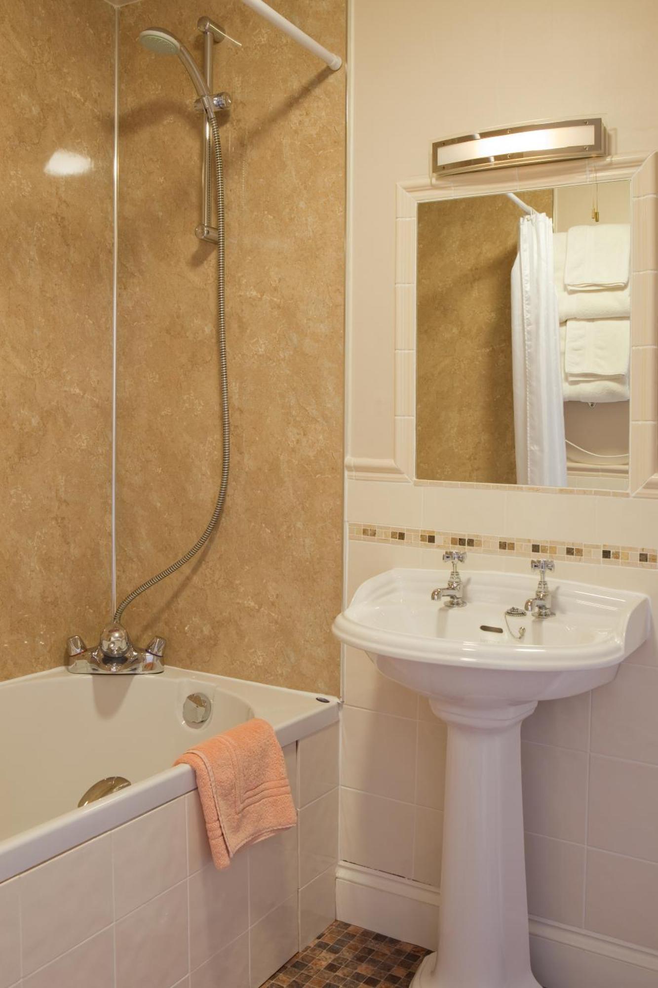 ホテル The Edwardene ケズィック 部屋 写真